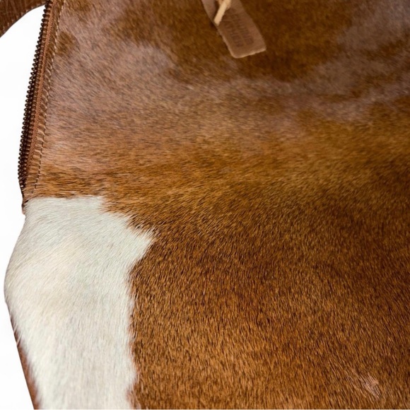 Cowhide backpack - Picture 2 of 7